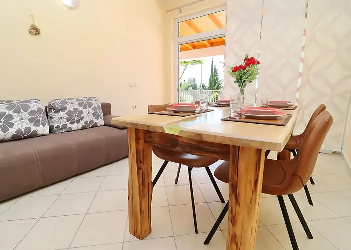 Apartament Michele-one Bedroom With Terrace Smokva Orebić