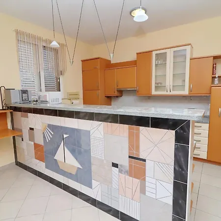 Michele-one Bedroom With Terrace Smokva 아파트 오레비츠