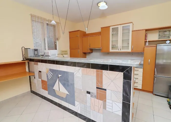 Michele-one Bedroom With Terrace Smokva Appartement Orebić
